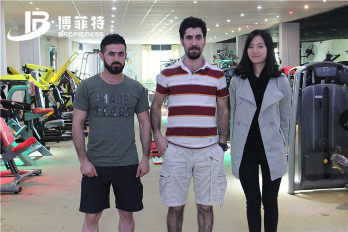 伊拉克客户来中国广州麻豆精品在线免费观看健身器材有限公司进口健身器材