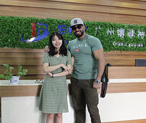 埃及客户再次来中国采购麻豆精品在线免费观看健身器材